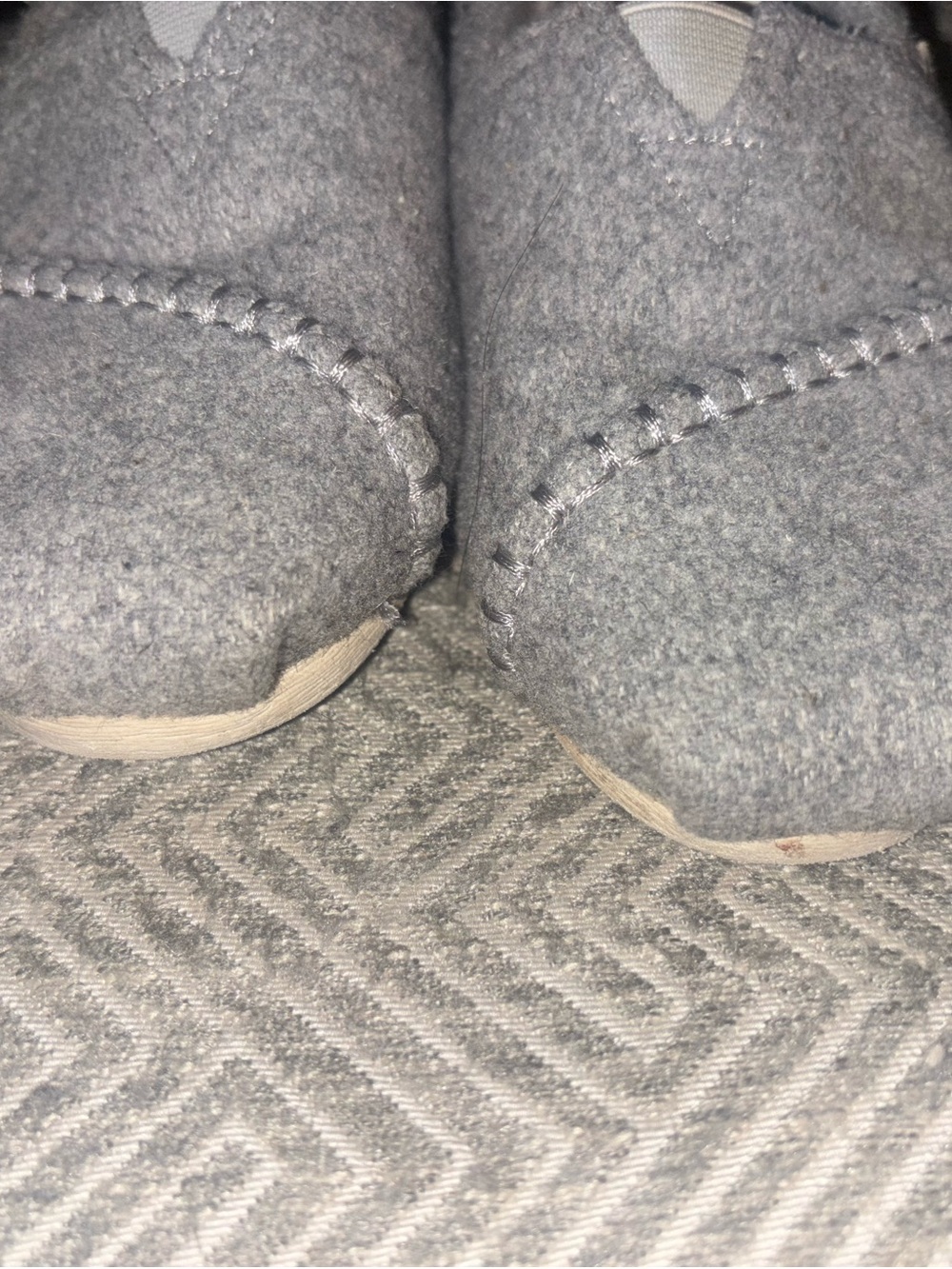 TOMS Gray Felt Faux Fur Lined Alpargata Slip On Shoes Women 7.5 Warm Flats Fall - Picture 10 of 12